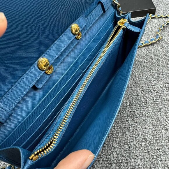 Prada Leather Shoulder Bag 450-032725 - Picture 13 of 14